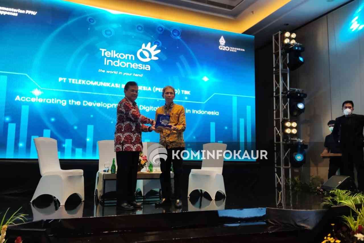 Progres Satu Data Indonesia Berjalan Baik, Kaur Dapat Award Dari PT Telkom Indonesia 