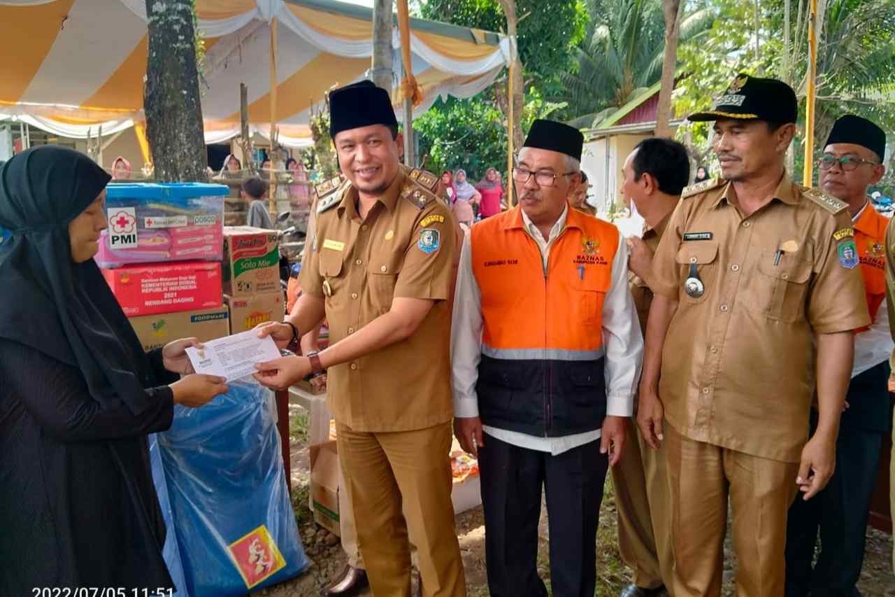 Bantu Korban Kebakaran, Wabup Ingatkan Masyarakat Untuk Selalu Waspada  