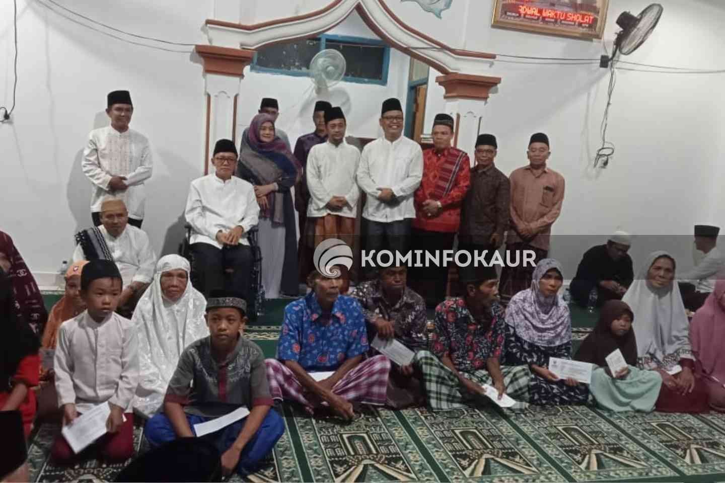 Safari Ramadan di Pagulir, Bupati Lismidianto Sapa Warga Air Kering I