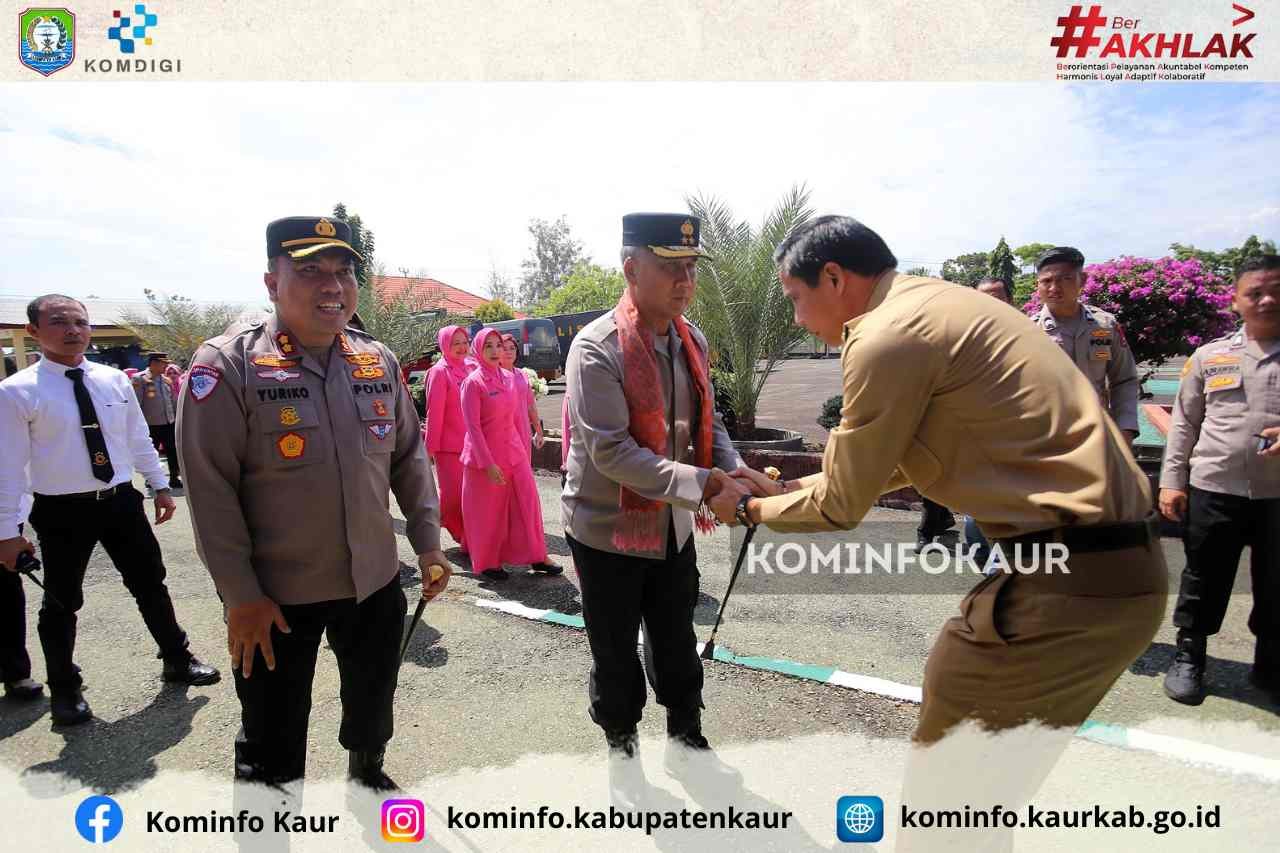 Kunker Disambut Bupati Kaur, Kapolda Bengkulu Resmikan Gedung Command Center