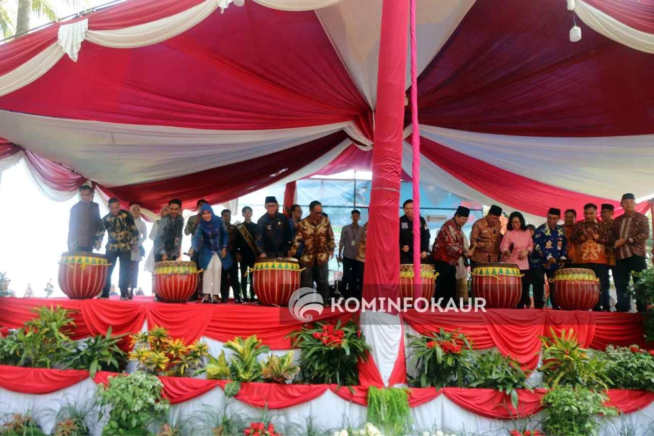 Bupati : Festival Gurita Membangkitkan Pariwisata dan Ekonomi Kreatif 