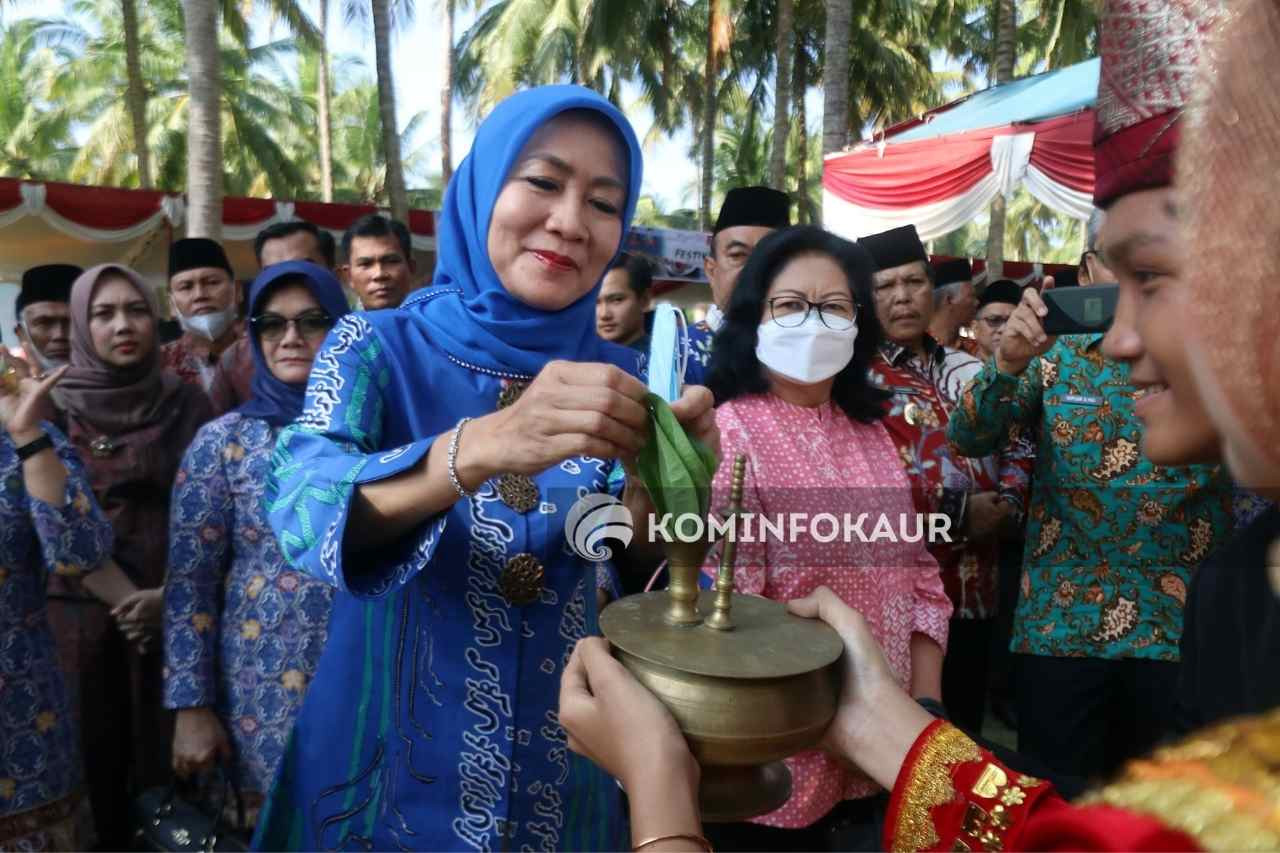 Dewi Coryati : Ingat Kaur Ingat Gurita, Ingat Gurita Ingat Kaur