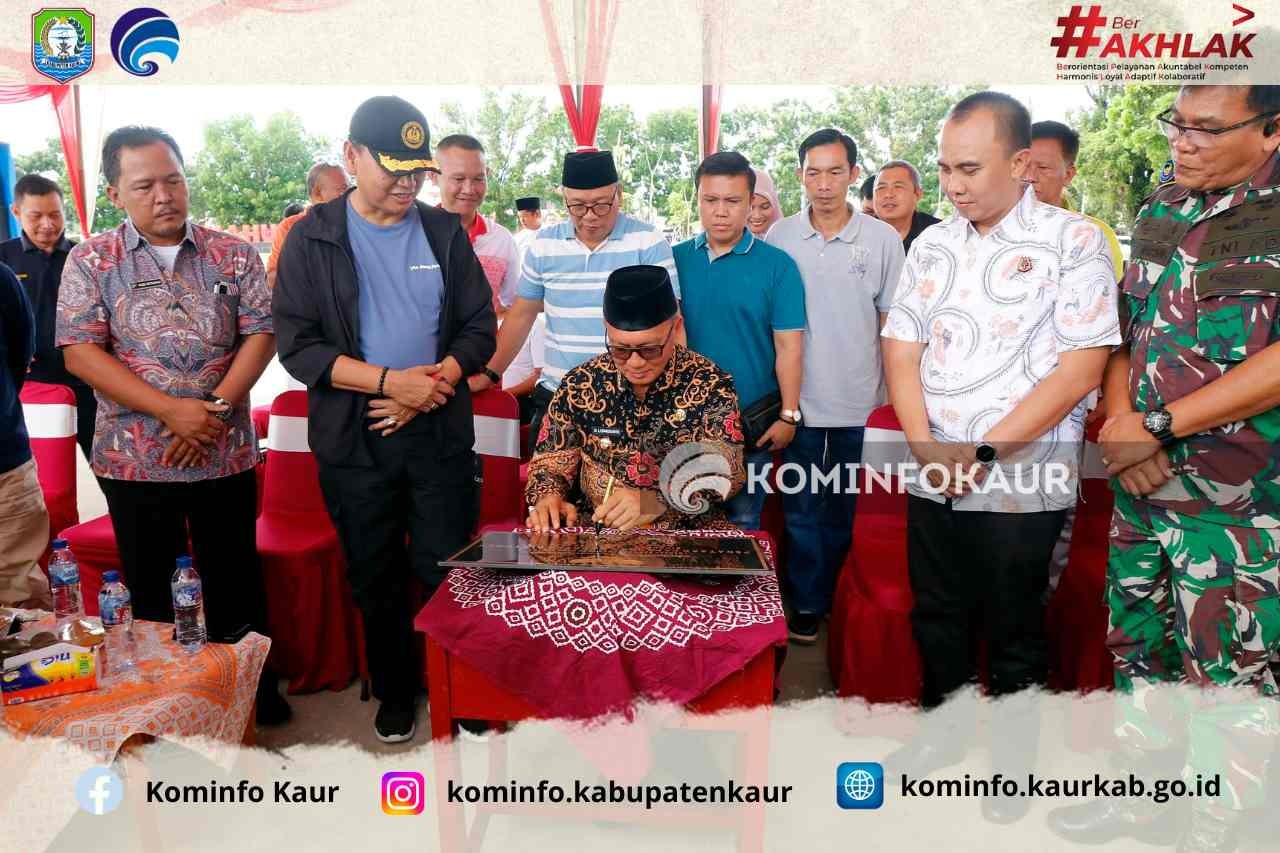 Tuntas Penataan Tahap II, Bupati Kaur Resmikan Alun Alun Kota Bintuhan