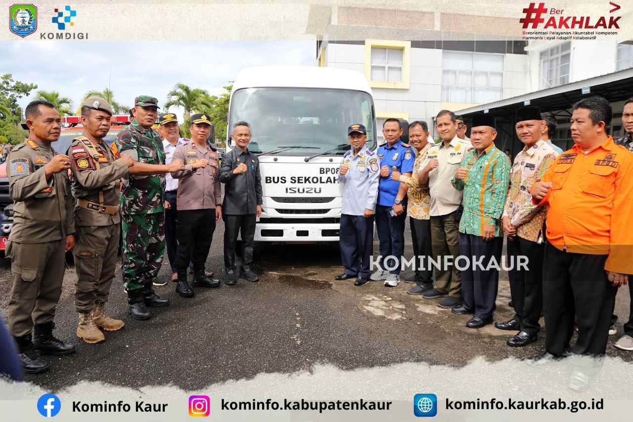 Pemkab Kaur Terima Bantuan 1 Unit Bus Sekolah dari Kementerian Perhubungan