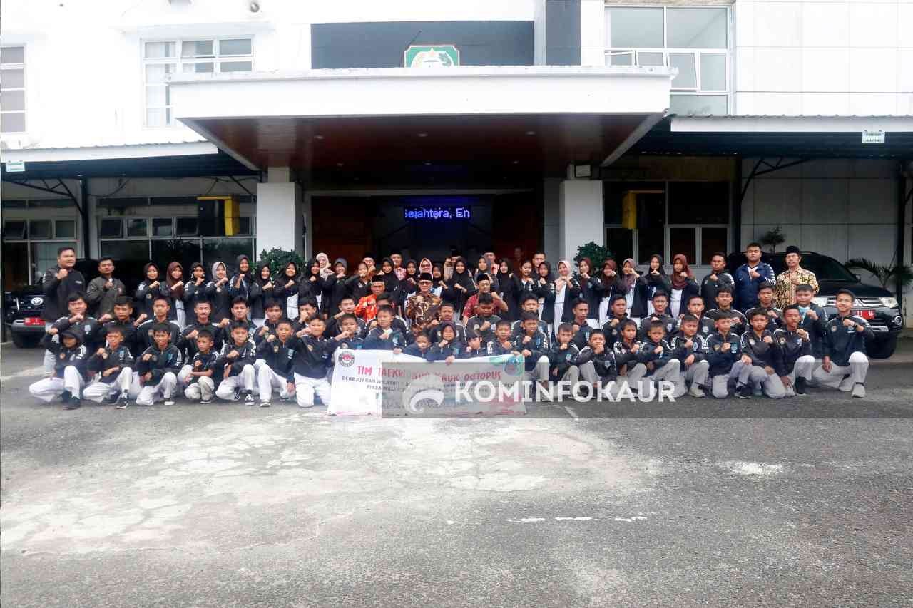 Bupati Lismidianto Lepas 73 Atlet Taekwondo Berlaga di Kejurwil II Sumatera 