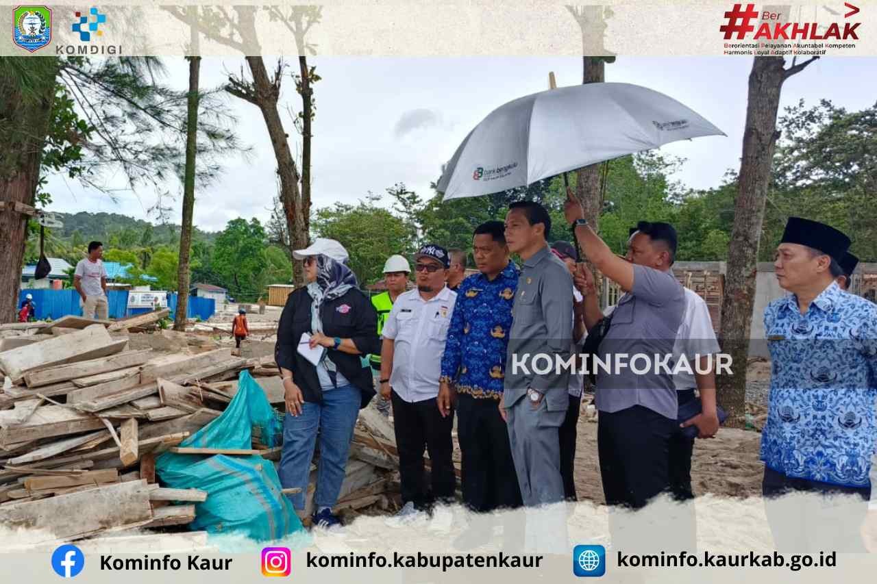 Bupati Kaur Tinjau Progres Pembangunan Kampung Nelayan Merah Putih
