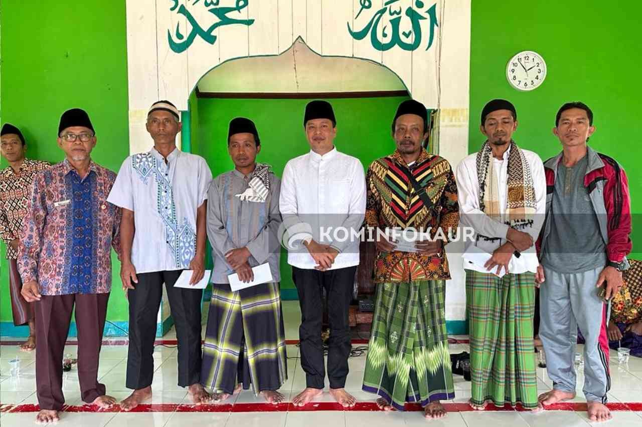 Pererat Tali Silaturahmi, Wabup Safari Jumat di Eks. Trans Tanjung Agung