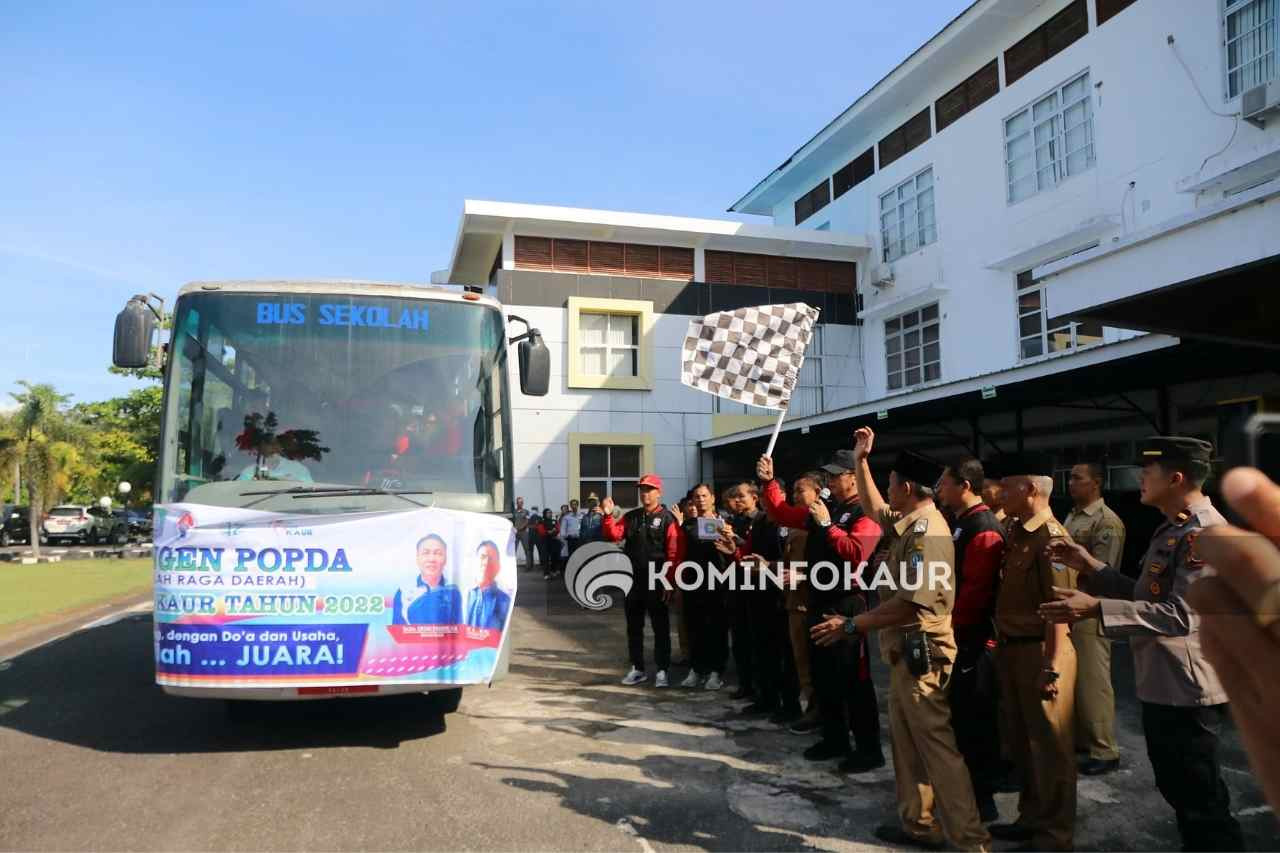 Lepas 64 Atlet POPDA, Bupati : Jaga Nama Baik Daerah