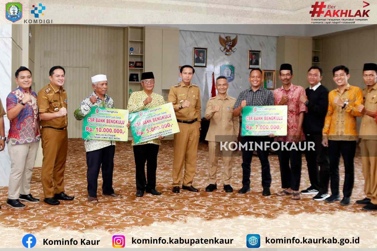 Bupati Kaur Kembali Salurkan  CSR Bank Bengkulu 