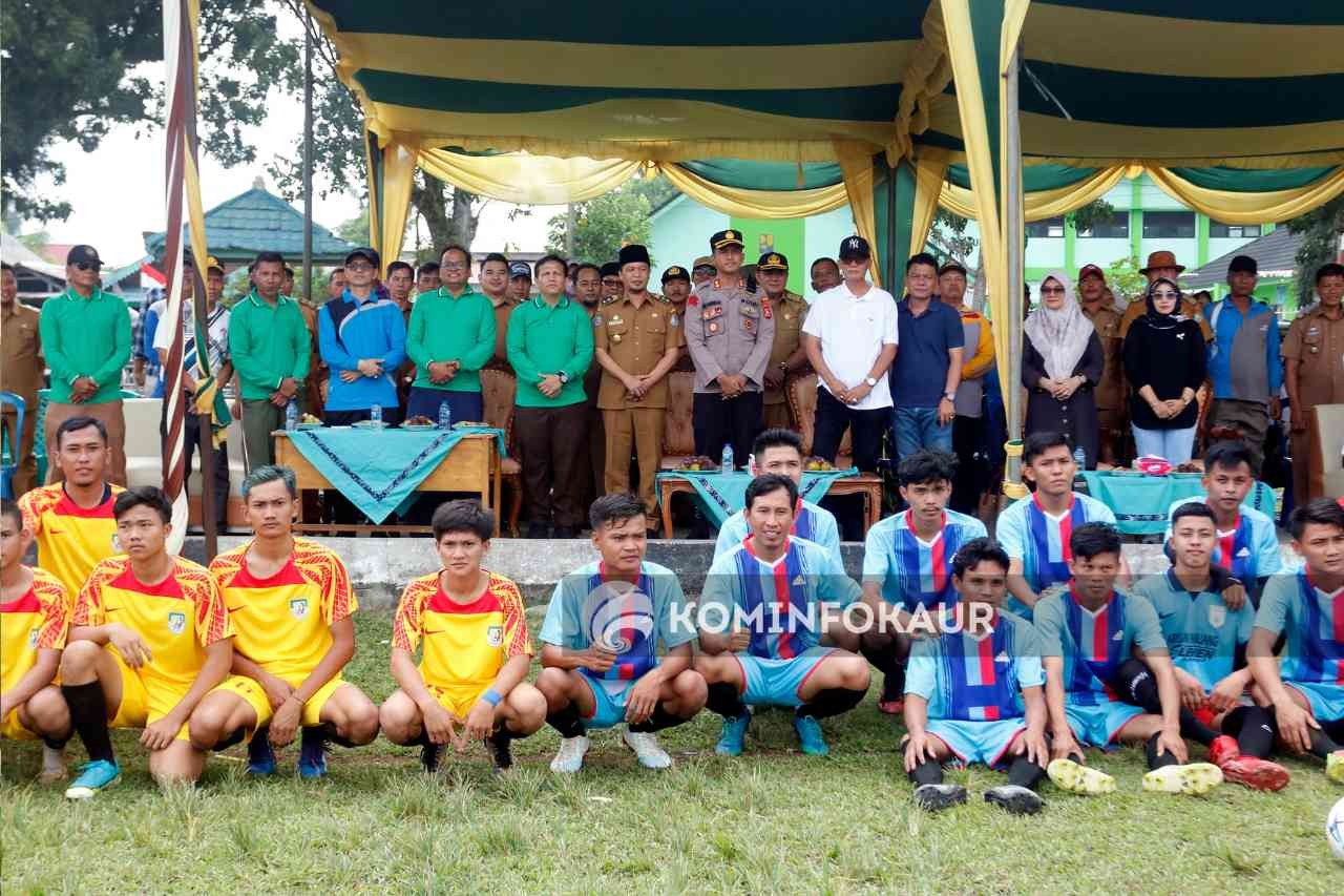 Turnamen Sepak Bola Bupati Cup II Resmi Dibuka, 16 Tim Ambil Bagian
