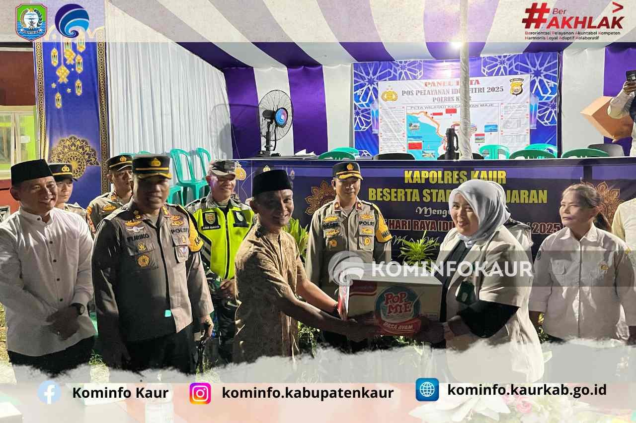 Pastikan Pelayanan  Berjalan Lancar, Kapolres dan Wabup Cek Pos  Ops Ketupat Nala 2025