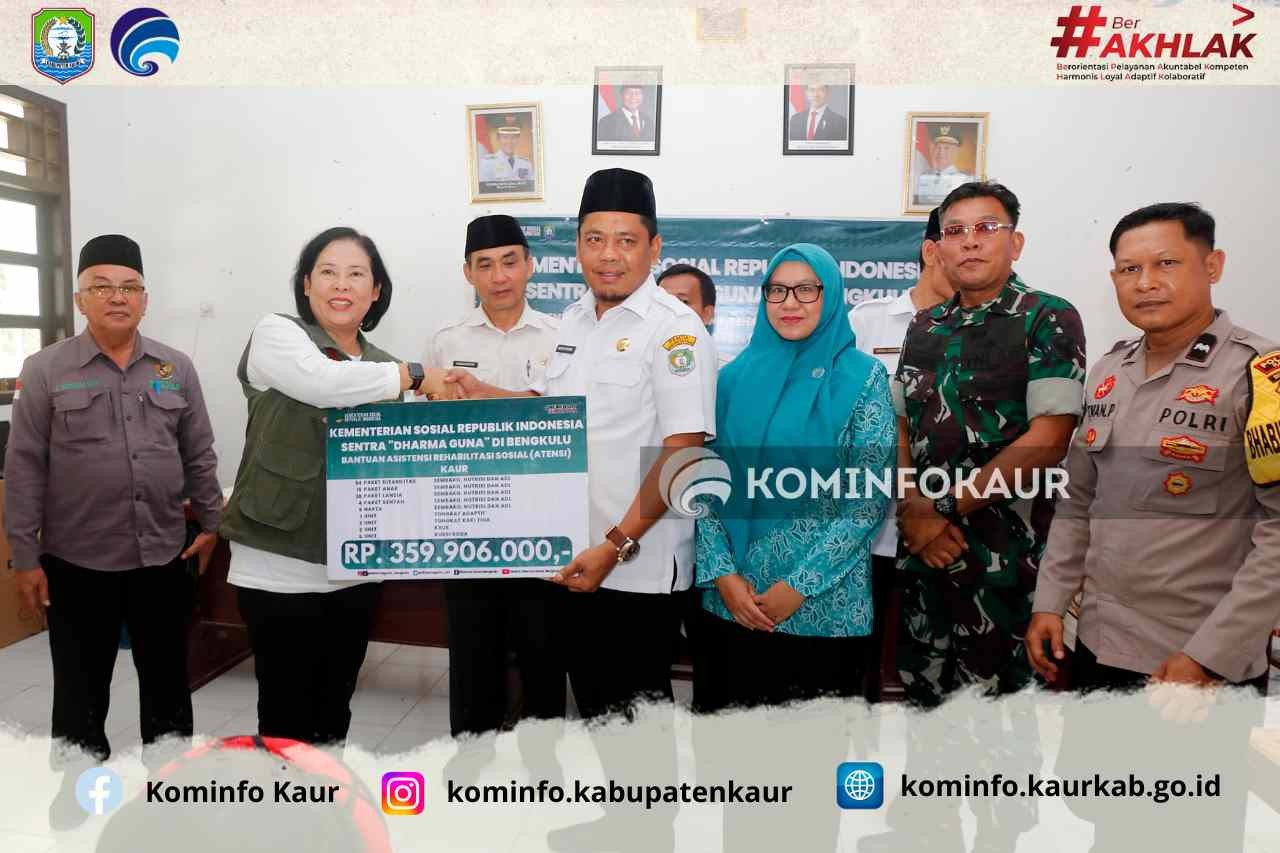 166 PPKS Terima Bantuan ATENSI Senilai Rp359.906.000  Dari  Sentra Dharma Guna