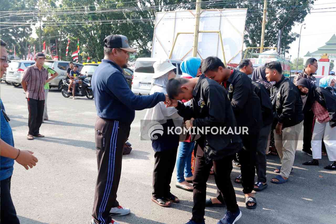 Kontingen Raimuna Nasional XII Kwarcab 0706 Kaur Diberangkatkan