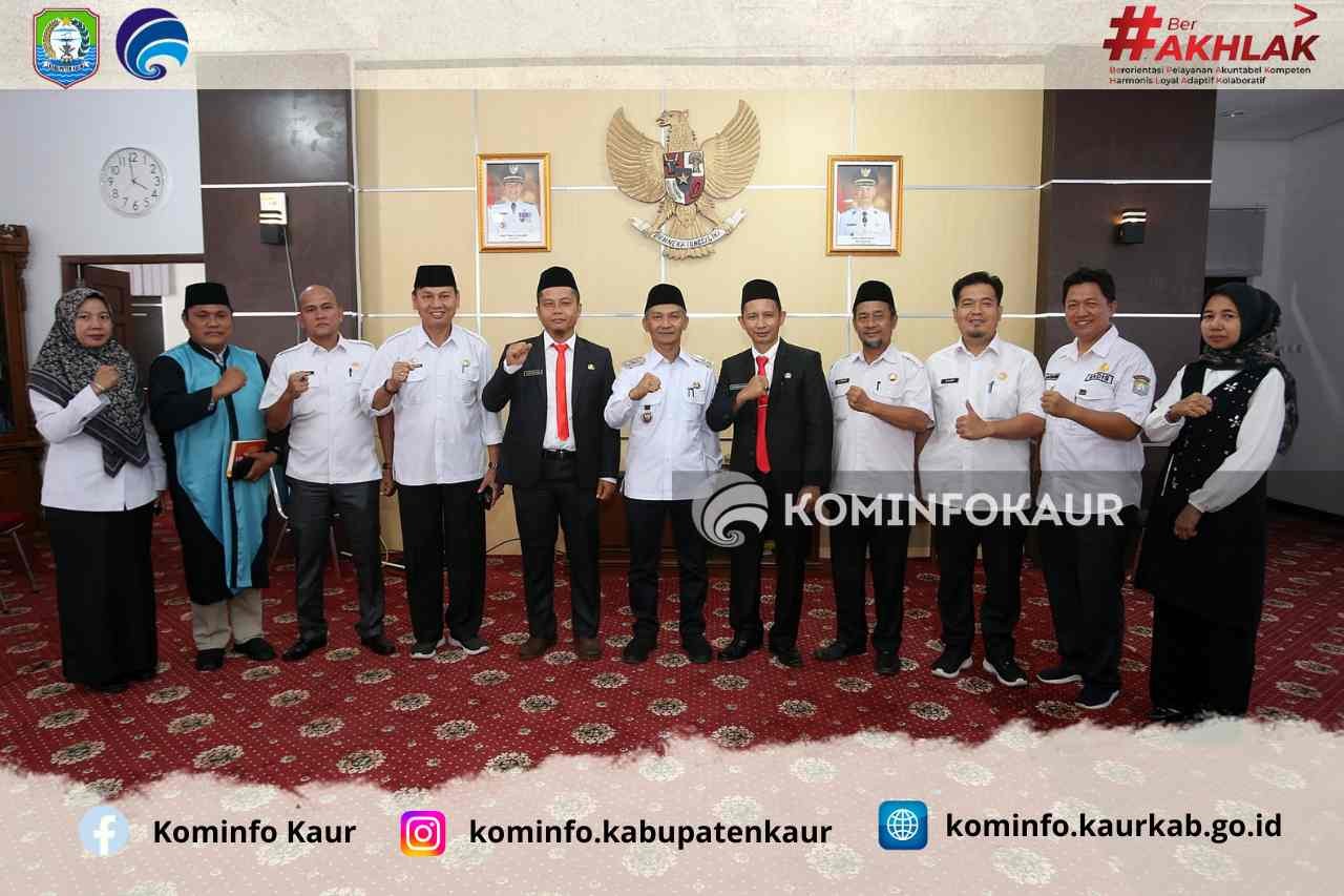 Wabup Abdul Hamid Lantik Dua Pejabat Administrator 