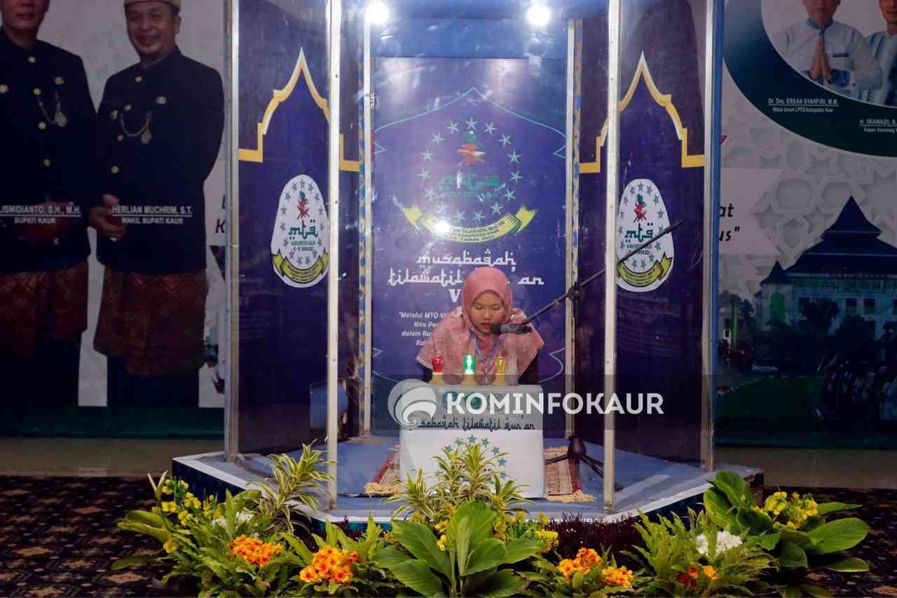 19 Kafilah Unjuk Kebolehan Pada Cabang Tilawah  Kategori Dewasa MTQ Ke-VII