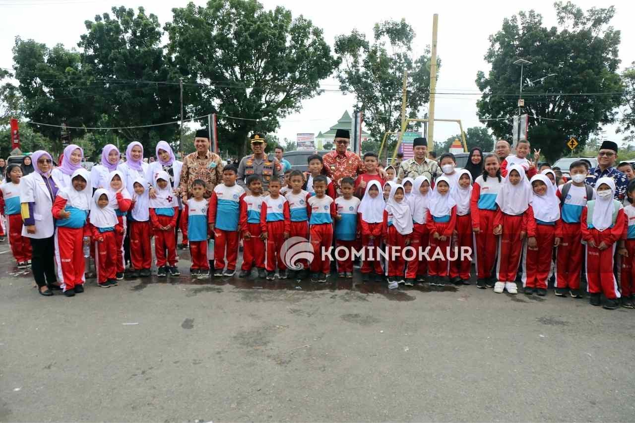 HKGN Ke- 11, Ratusan Siswa SD Sikat Gigi Massal
