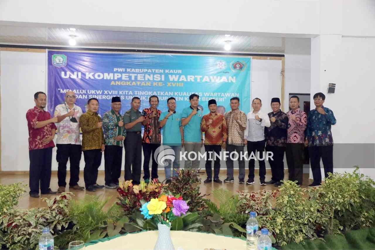 Wabup Tutup UKW Angkatan XVIII, 31 Jurnalis Dinyatakan Kompeten