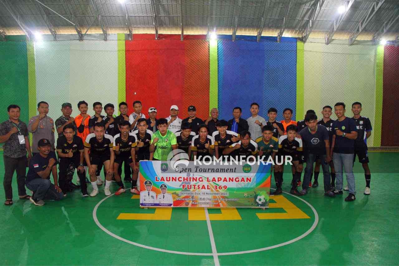 Diikuti 64 Tim, Wabup Buka Turnamen Launching GOR Futsal 369