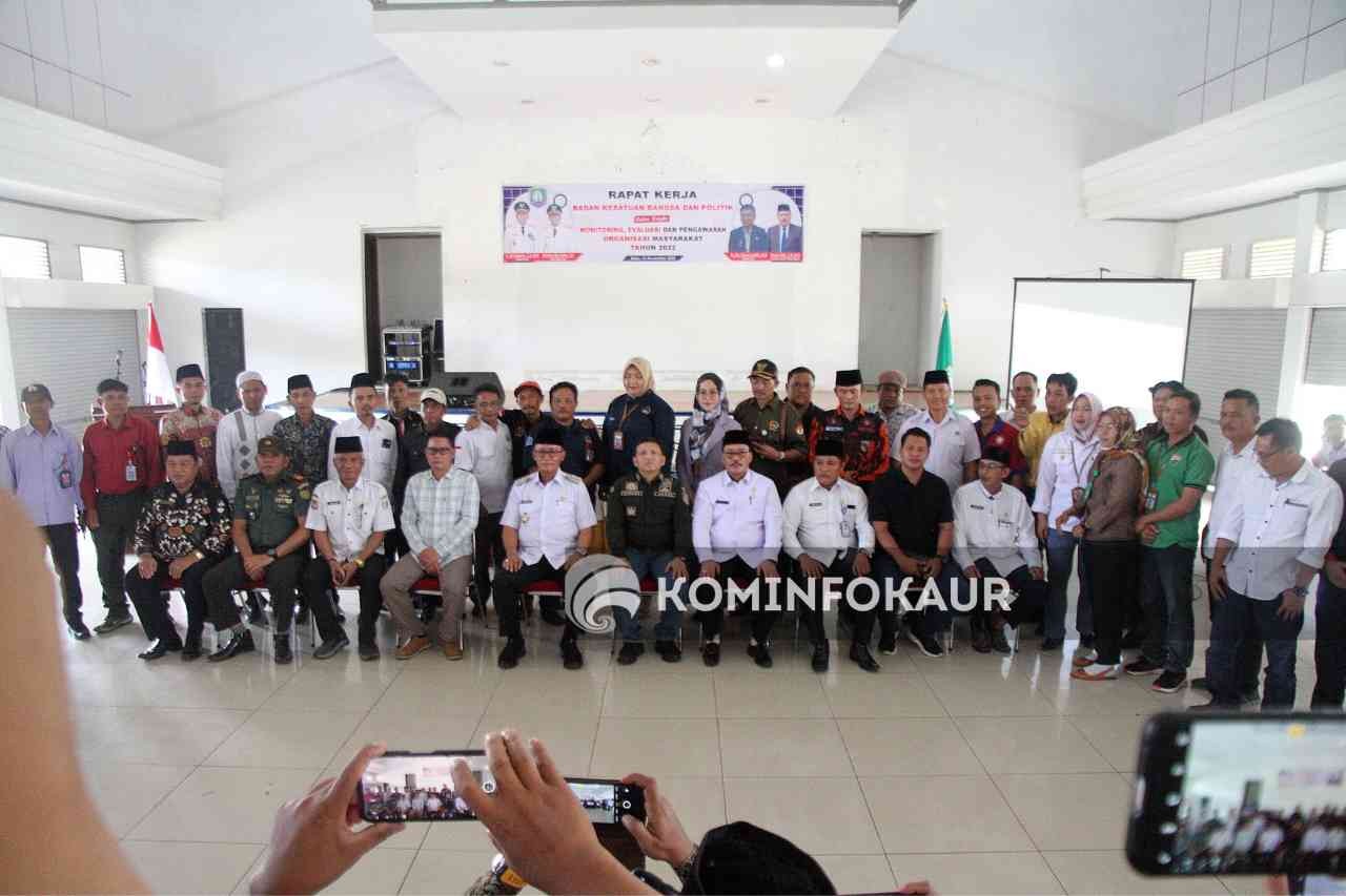 Bupati : Pemda, Ormas, LSM dan OKP Harus Sejajar Dalam Menjalankan Fungsinya