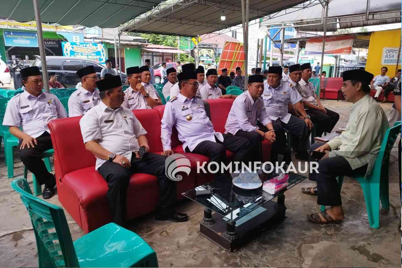 Ungkapan Belasungkawa, Bupati Melayat ke Rumah Duka Almarhumah Hj.Surhana