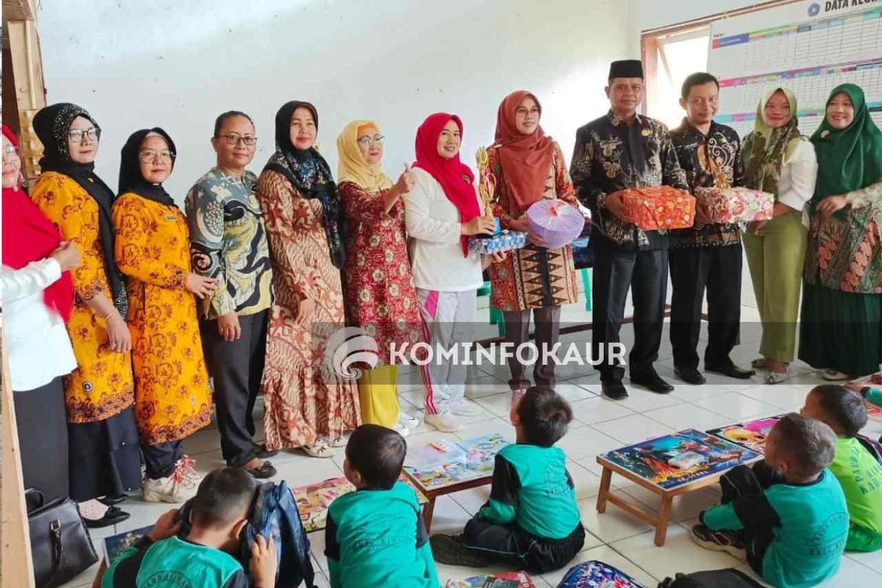 Buka Lomba Mewarnai Tingkat PAUD se-Kecamatan Kinal, Kadis Dikbud Sampaikan Ini